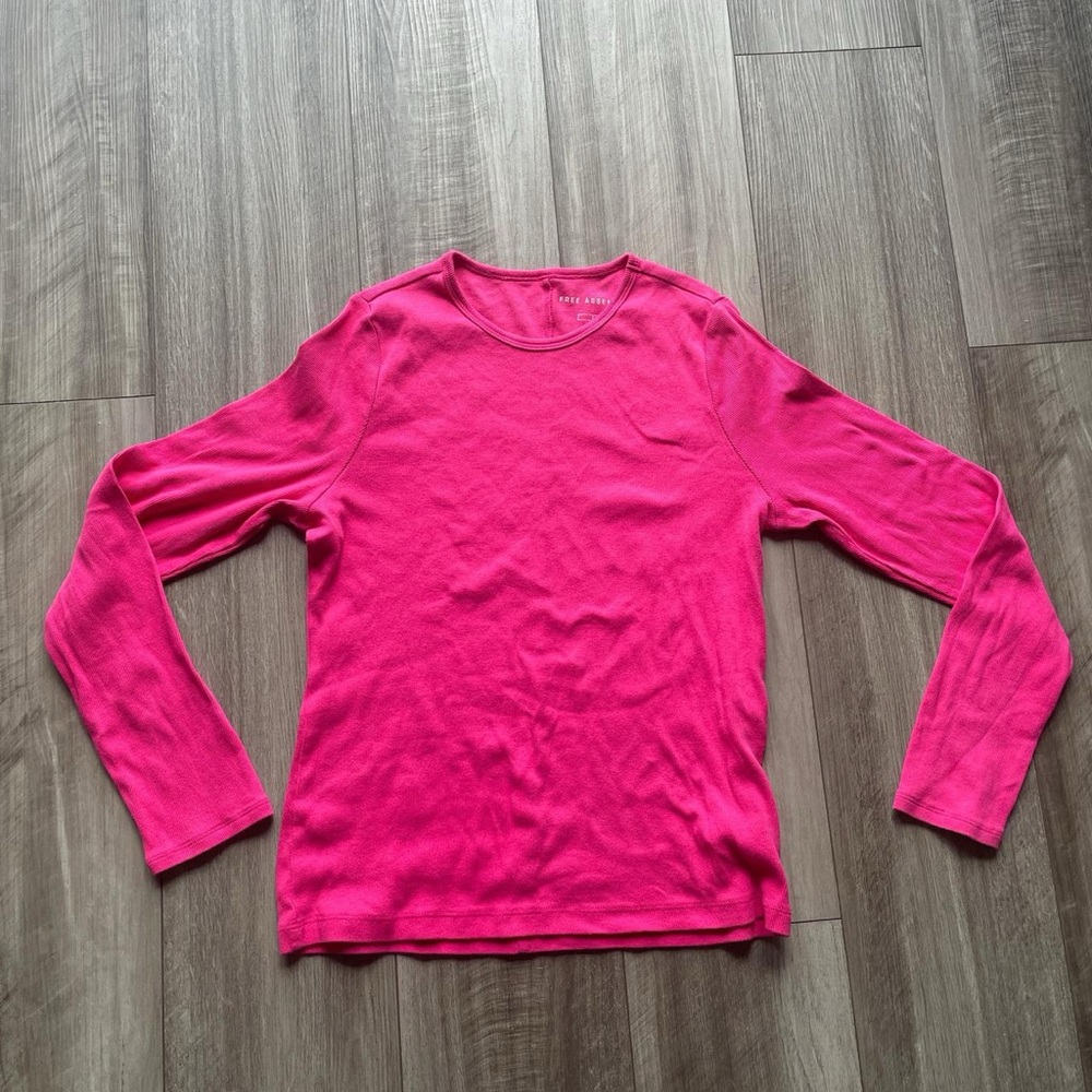 Free Assembly long sleeve crew tee